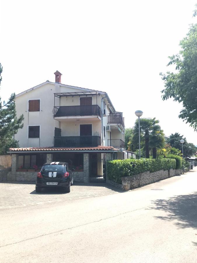 Apartman Jumic Malinska Exterior foto